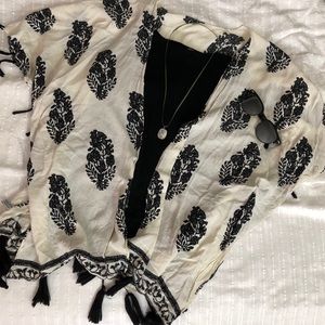 Black and Cream Print Boho Cardigan Shawl